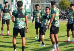Persebaya Surabaya Prioritaskan Kematangan Tim Jelang Laga Uji Coba Kontra PSIM Yogyakarta