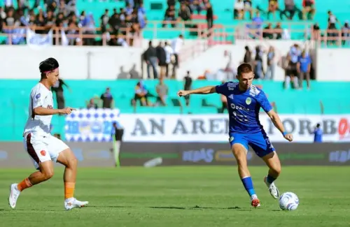 Bek Baru PSIM Ondrej Rudzan Ungkap Catatan Penting Usai Debut Lawan Persita
