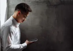 Lindungi Diri dari Tawaran Pinjaman Online Ilegal: 3 Jurus Jitu Blokir Nomor Spam