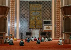 Jadwal Lengkap Ibadah Shalat di Majalengka, Minggu 13 September 2026